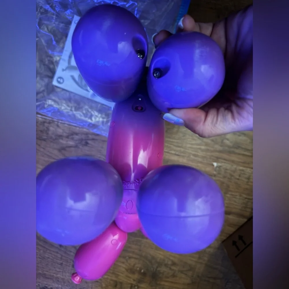 Squeakies interactive balloon animal rainbow dog